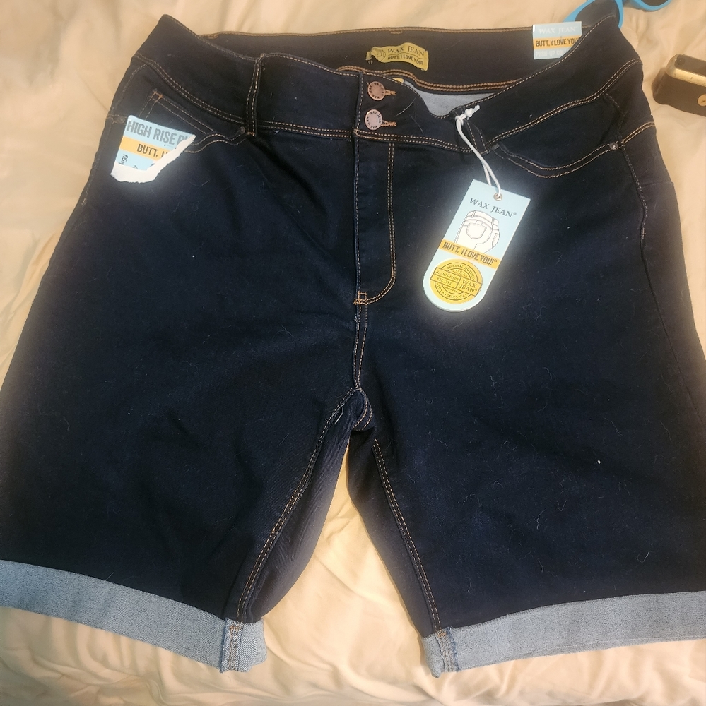 Butt Lifting Shorts NWT